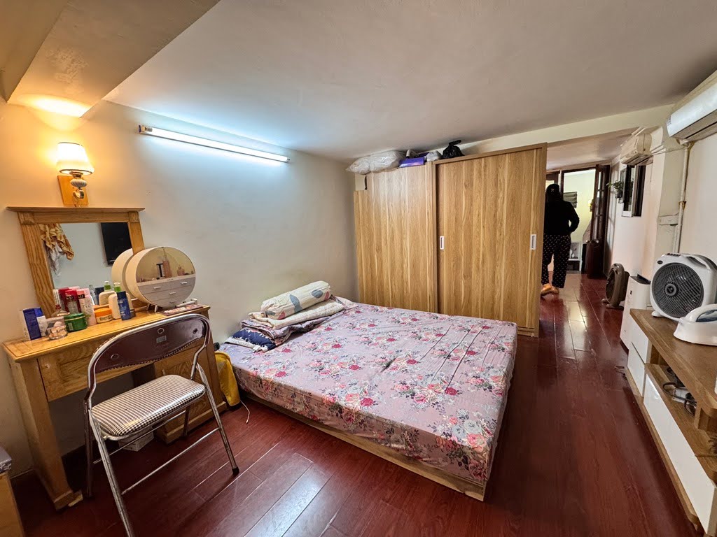 BÁN NHÀ TT 2 TẦNG, 100M2, - NGÃ TƯ SỞ - ĐỐNG ĐA - GIÁ 4 TỶ - SỔ ĐỎ - Ảnh 3
